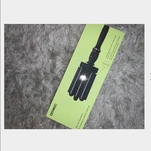 AMIKA HAIR CRIMPER